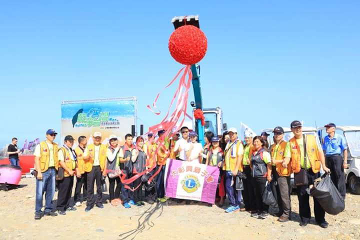 29天清一百噸垃圾，正妹靚機絢麗環(huán)島行